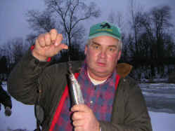 1_13_04_big smelt.jpg (152246 bytes)
